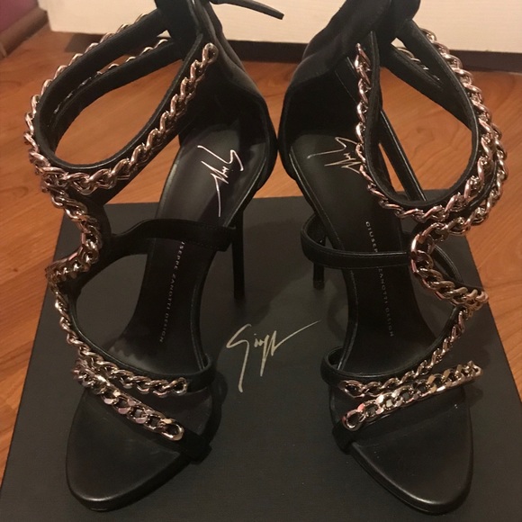 Giuseppe Zanotti Silver Chained Black Sandal Heel - Picture 2 of 5